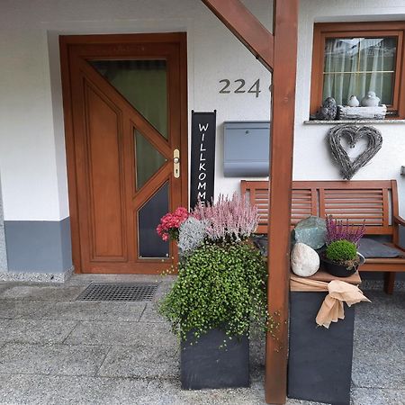 Haus Alpin Apartments Pettneu am Arlberg Exterior foto
